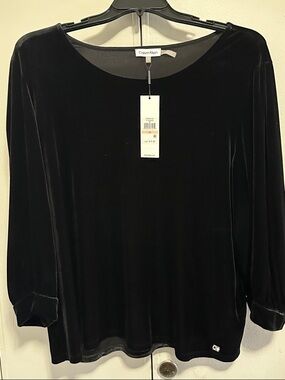 Calvin Klein Black Velvet Women's Long-Sleeve Top